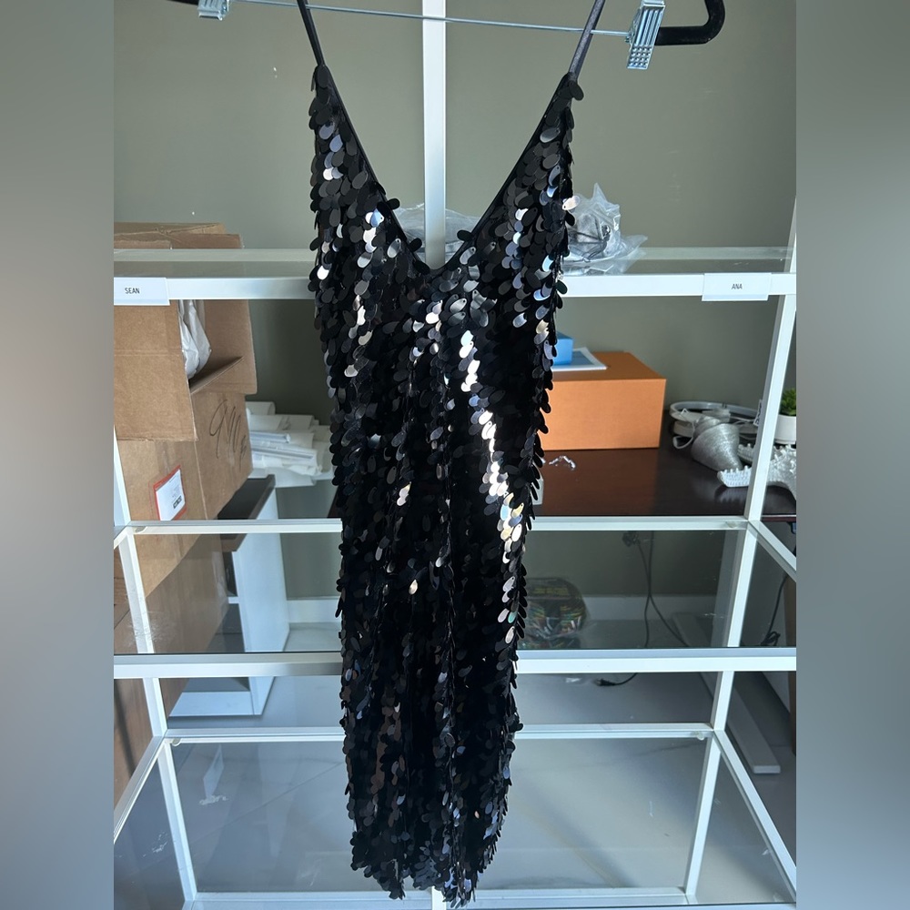 celebrity fashion by hera collection mini black sequin dress